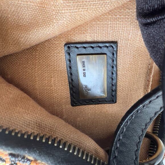 Vintage Fendi Beaded Leopard sequin Oyster Bag - Picture 4 of 7